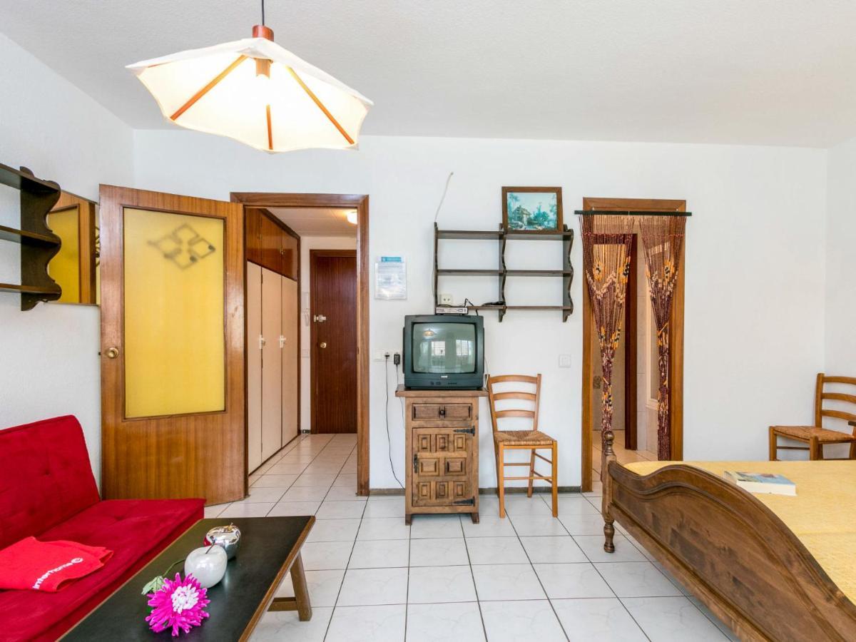 Center-11 By Interhome Appartamento Roses